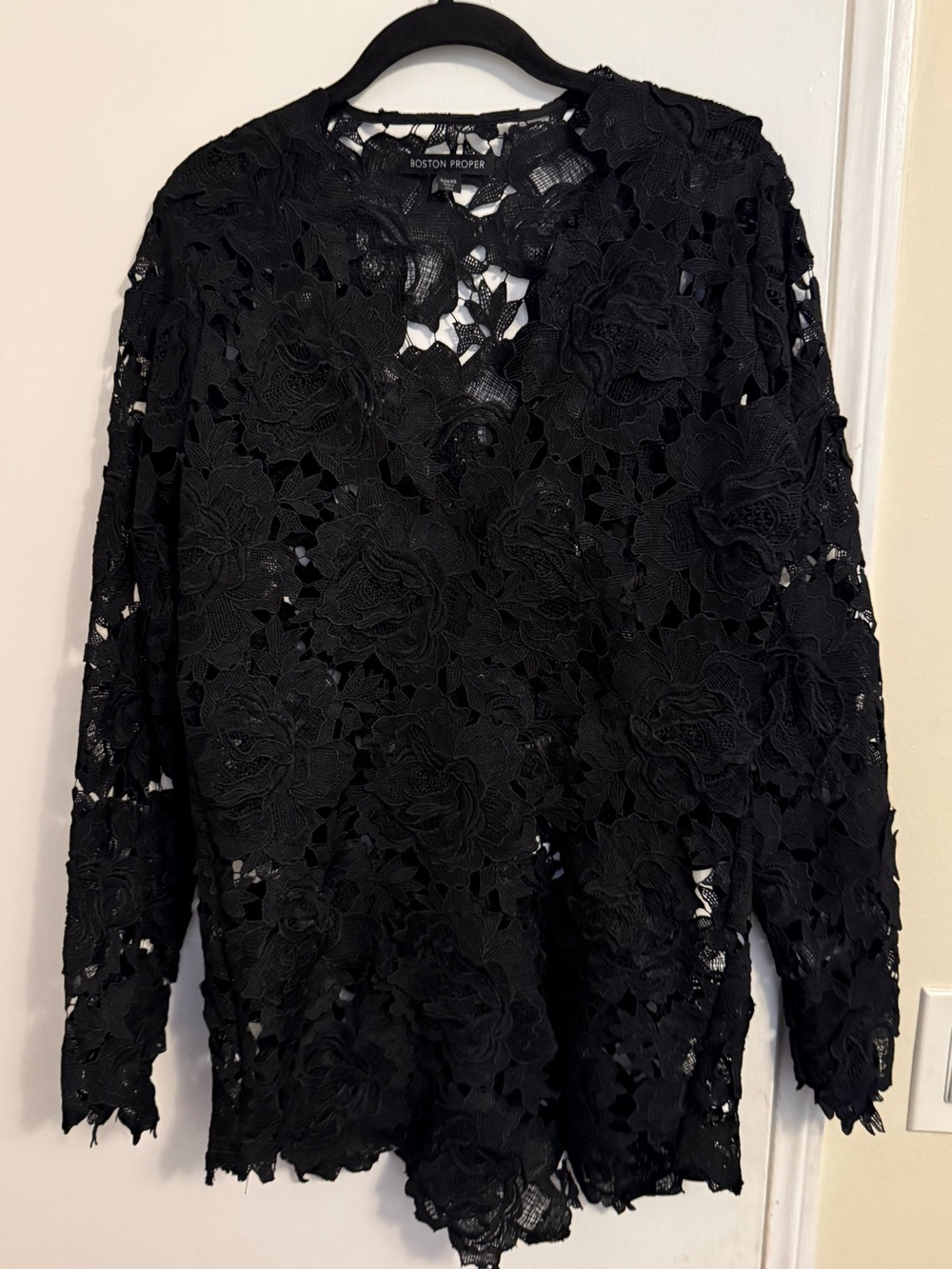 Boston Proper Black Floral Appliqué Lace Long Sleeve open Top